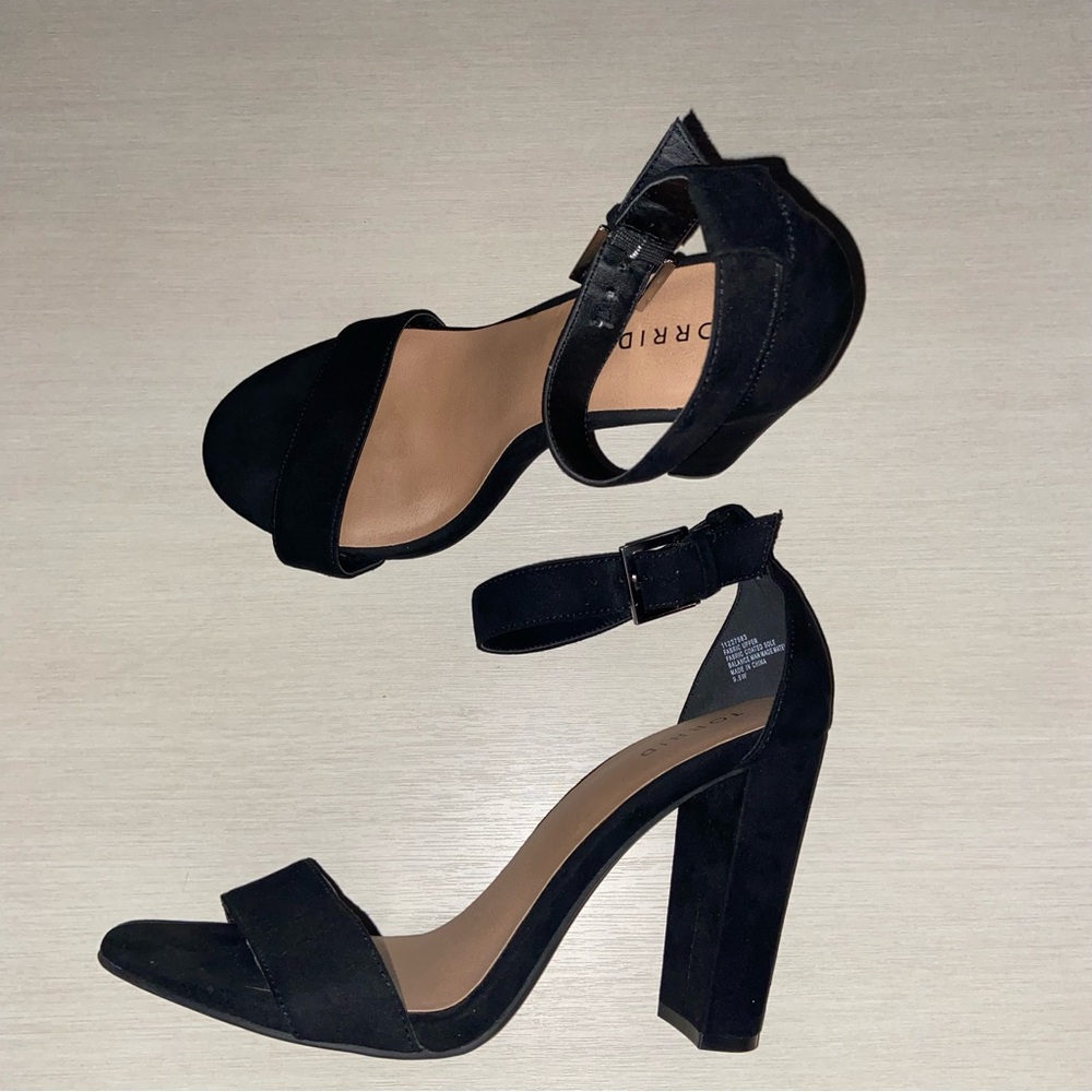 Black High Heel Sandals